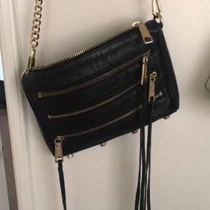 Recca minkoff zipper crossbody purse